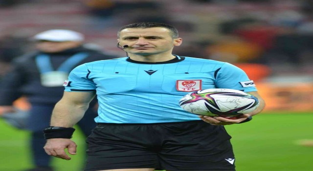 Kayserispor-İstanbulspor maçını Suat Arslanboğa yönetecek