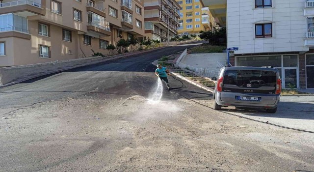 Keçiörende sel ve fırtınanın izleri siliniyor