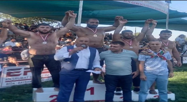 Kemer Belediye güreşçisi Balcı, Bayramiçten madalya ile döndü