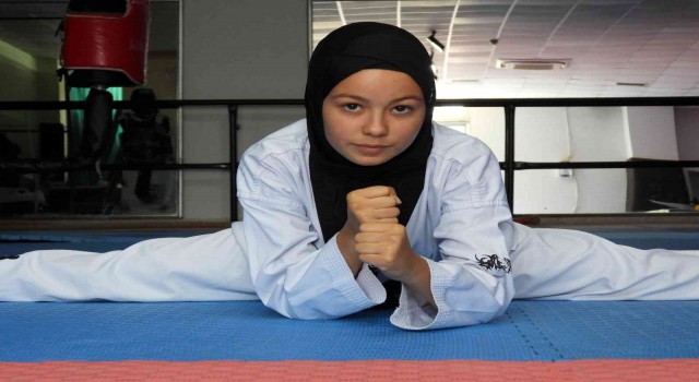 Kepezin kadın tekvandocuları şampiyona bileti aldı