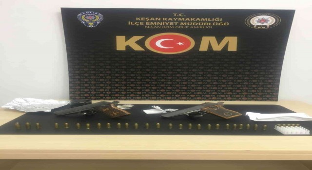 Keşanda iş yerine baskın: Silah ve uyuşturucu ele geçirildi