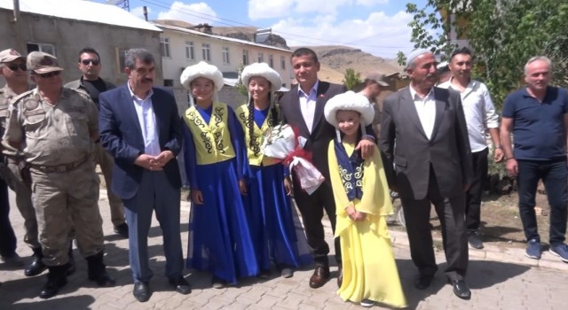 Kırgız Türklerinin Türkiyeye gelişlerinin 40ıncı yılı