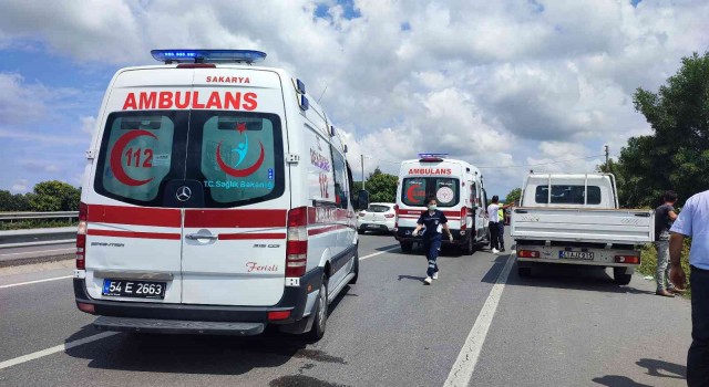 Kontrolden çıkan otomobil tarlaya uçtu: 1i çocuk 3 yaralı
