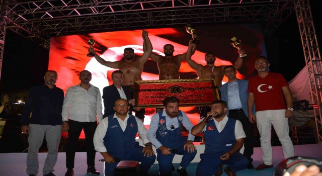 Korkuteli Altın Kiraz Yağlı Güreşlerinde başpehlivan Okulu oldu