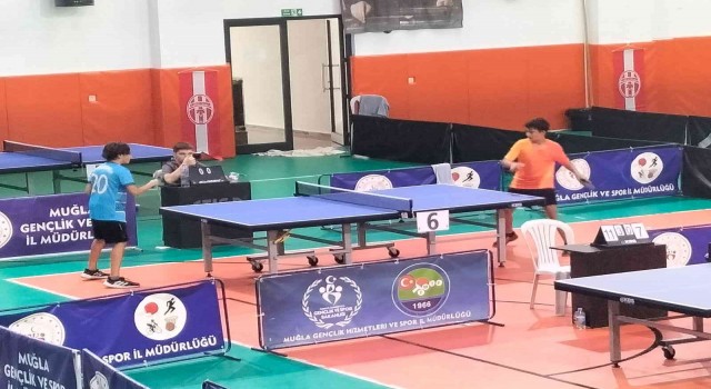 Köyceğizde 30 Ağustos Zafer Kupası Masa Tenisi Turnuvası yapıldı