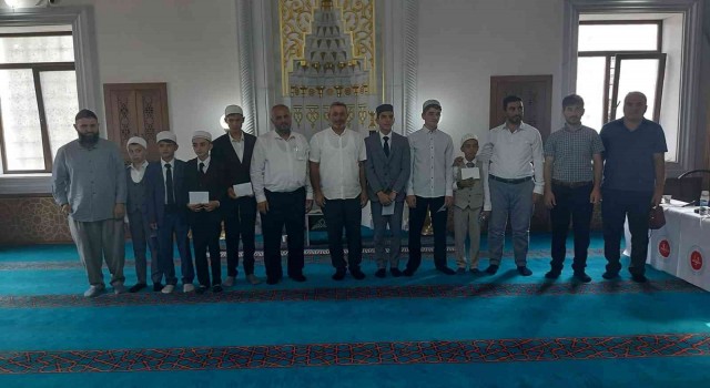 Kuran-ı Kerimi güzel okuma yarışması bölge birincisi Elazığdan