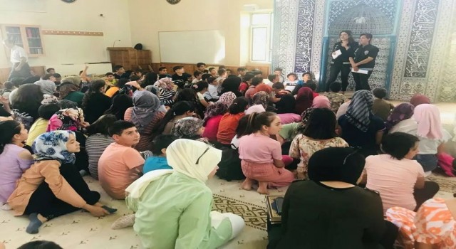 Kuran kursunda eğitim gören çocuklara suçtan korunma yolları anlatıldı