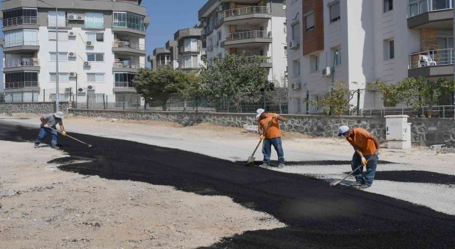Kuşadası Belediyesinden aralıksız mesai
