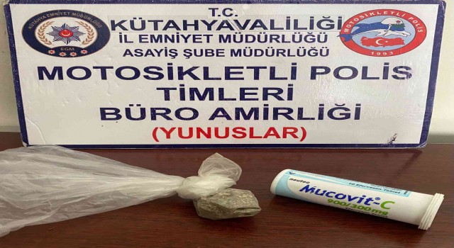 Kütahyada bir şahsın üzerinde bonzai maddesi ele geçirildi