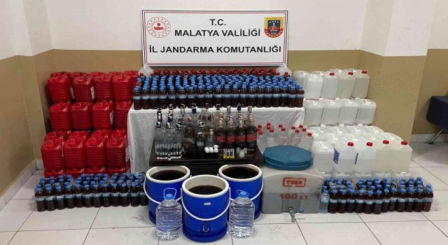 Malatyada bin 100 litre kaçak alkol ele geçirildi
