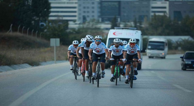 Malazgirt Zaferi için bisikletle bin 650 kilometre yol gidecekler