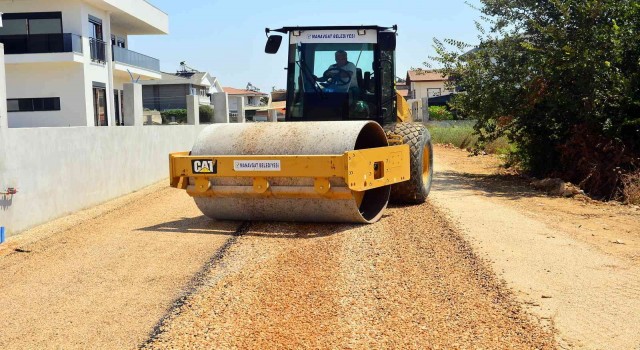 Manavgat Belediyesinden Sarılar ve Sorgunda asfalt çalışması