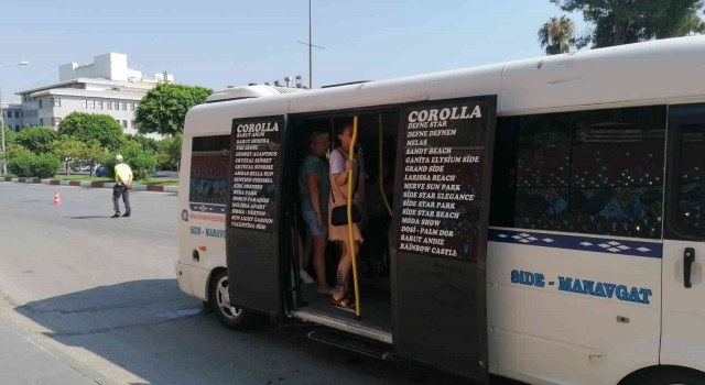 Manavgatta trafik ekiplerinden fazla yolcuya taviz yok