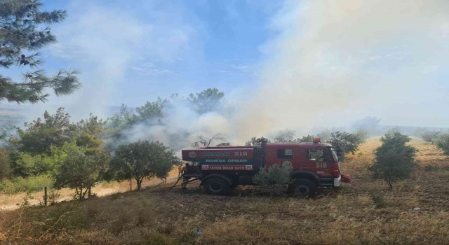Manisada aynı anda farklı iki noktada çıkan orman yangınlarına hızlı ve etkin müdahale
