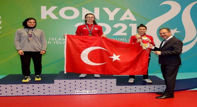 Masa tenisinde Özge Yılmaz şampiyon