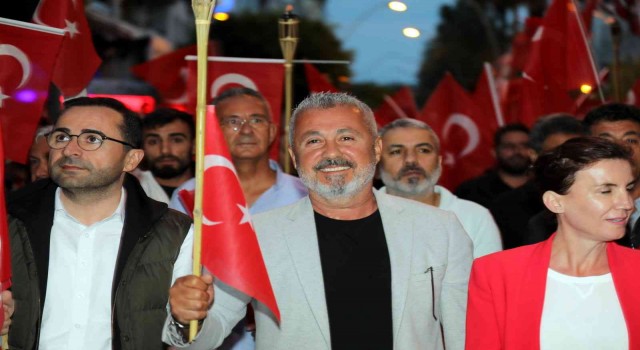 Melek Mossodan Manavgatta 30 Ağustos konseri