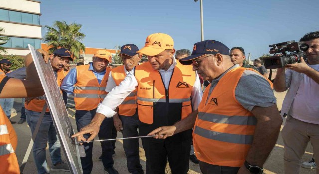 Mersinde asfalt çalışmaları sürüyor
