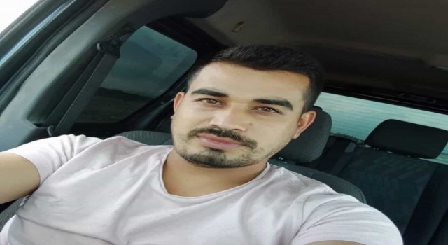 Mersinde yol vermeme kavgası kanlı bitti: 1 öldü