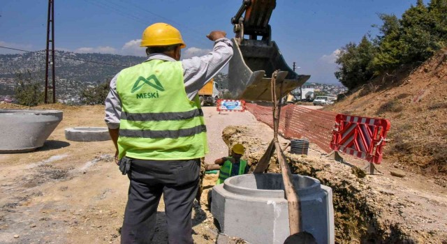 MESKİ, kanalizasyon hattı çalışmalarına devam ediyor