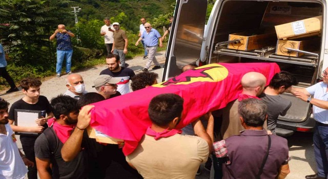 Mezarlıktaki gösteriye polis müdahale etti: 9 gözaltı