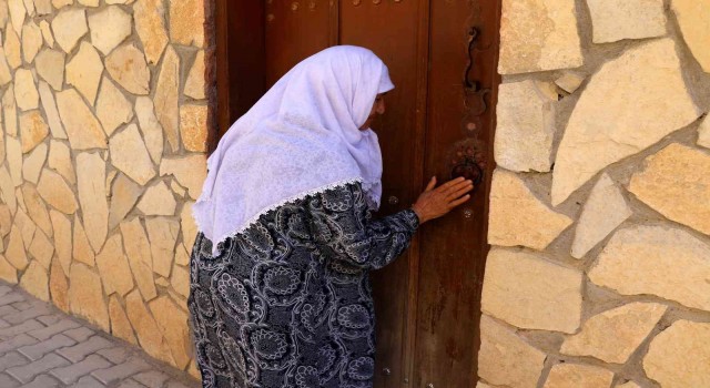 Misafiri Kapı tokmağı sesinden tanıyorlar