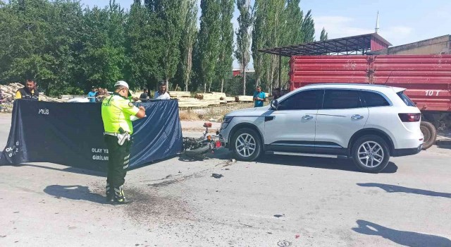 Motosikletli gencin hayatını kaybettiği kaza kamerada