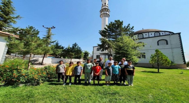 Müftü Eroğl,u Kuran kurslarını ziyaret etti