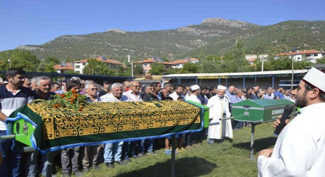 Muğladaki kazada hayatını kaybeden 4 kişi Burdurda toprağa verildi