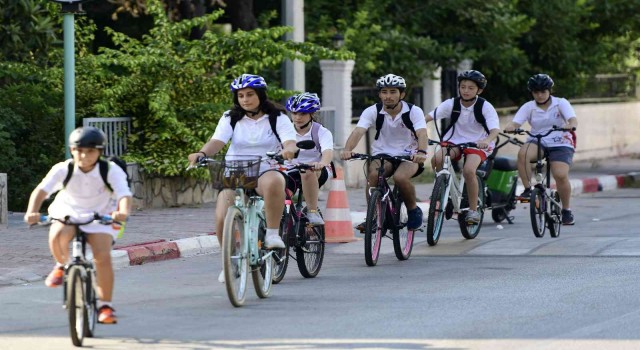 Muratpaşa Belediyesinin triatlon kursuna ilgi