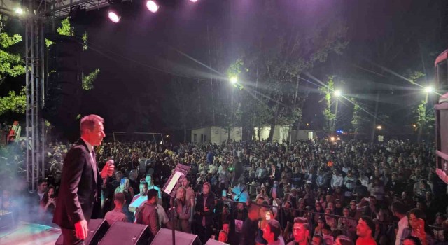 Mustafa Yıldızdoğan, AK Parti Muğla Milletvekili Gökcanı övdü