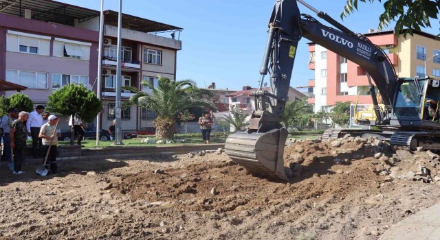 Nazilli Cumhuriyet Mahallesinde 173 sokakta yol yenileme çalışmaları başladı
