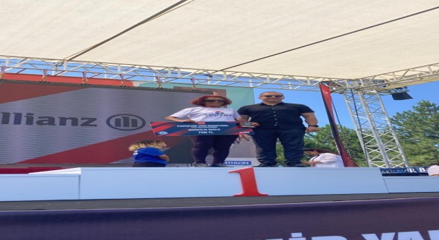 Nilgün Çelik, Eskişehirden madalyayla döndü