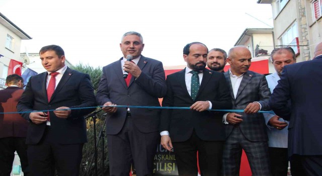 Ocak Partisinden Sincanda mehteranlı açılış