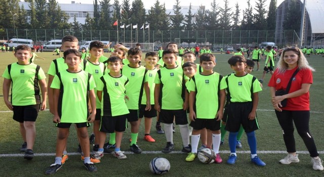 Osmaniyede yaz spor okullarına 2 bin öğrenci katılıyor