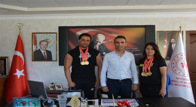 Özdemir, sporcu ve antrenörleri tebrik etti