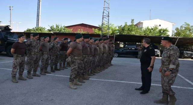 Özel harekât polisleri Erzincandan Suriyeye uğurlandı