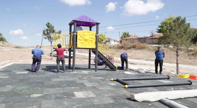 Parmakörene çocuk oyun parkı