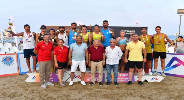 Pro Beach Tour Plaj Voleybolu Mersin Etabı sona erdi