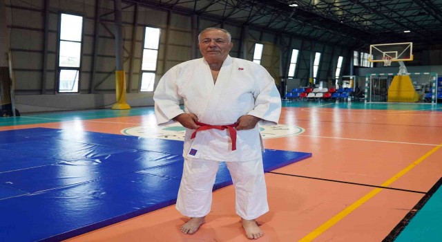 Prof. Dr. İbrahim Öztek: 9. dan derecesi Türkiye için onur kaynağı