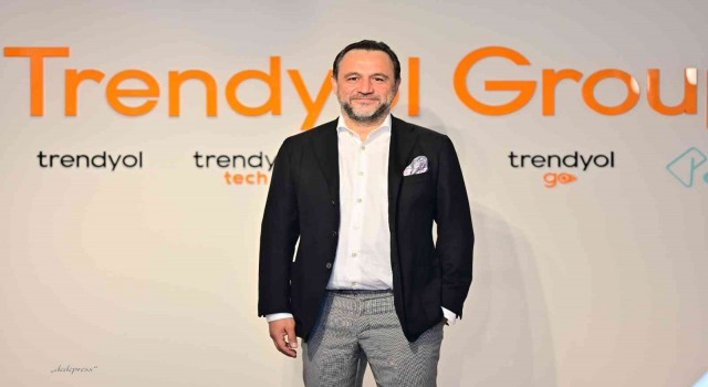 Refik Anadolun ‘Makine Hatıraları: Uzay sergisi TEKNOFESTte