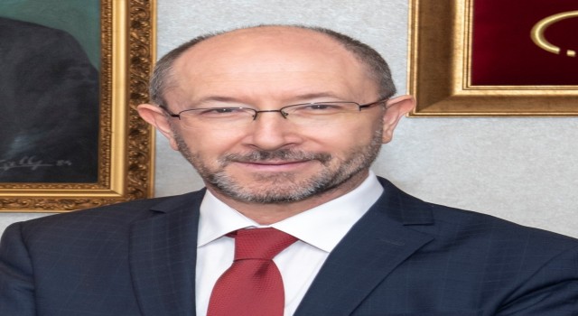 Rektör Prof. Dr. Erdal: 100 yıl önce aziz milletimiz tüm milletlere örnek olacak emsalsiz bir zafere imza attı