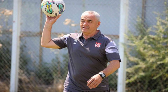 Rıza Çalımbay: Avrupa kupalarından hemen elenmek istemiyoruz