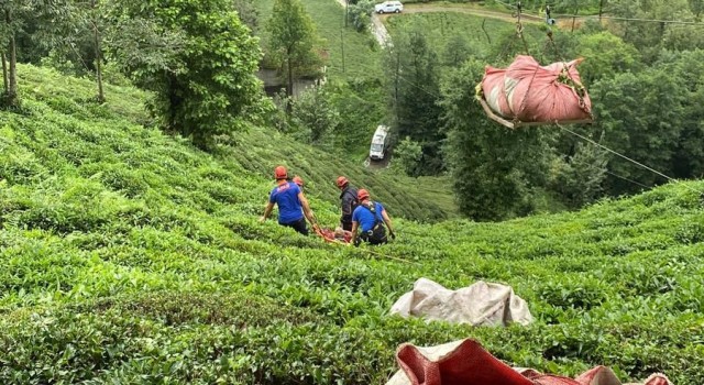 Rizede ilkel teleferiğin çarptığı kişi yaralandı