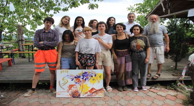 Rus ve Ukraynalı sanatçılar Savaşa hayır diyor