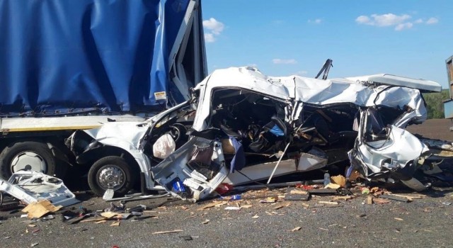 Rusyada zincirleme trafik kazası: 16 ölü