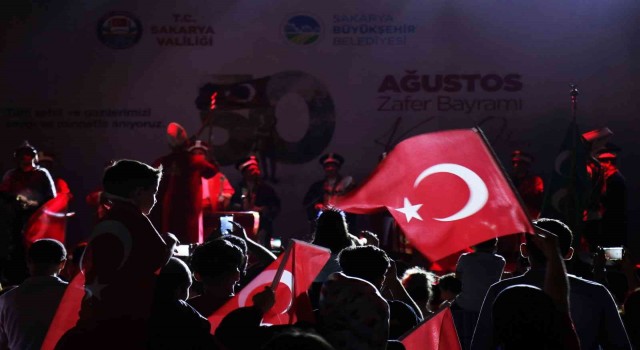 Sakarya 30 Ağustos Zafer Bayramında tek yürek oldu