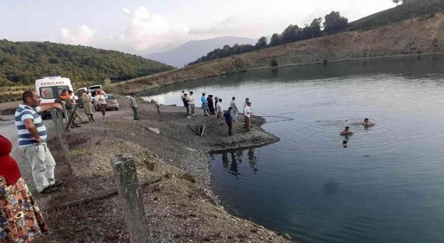 Samsunda gölette facia: İmam ve öğretmen boğuldu