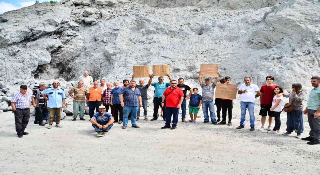 Samsunda yol ve taş ocağı eylemi