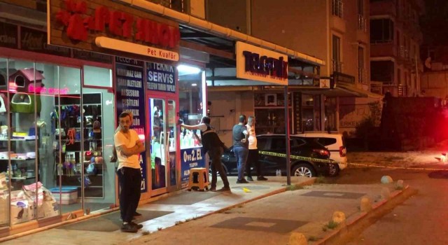 Sancaktepede telefoncuya silahlı saldırı