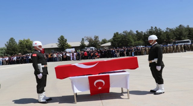 Şehit Teğmen Ömer Bağra için Siirtte tören düzenlendi